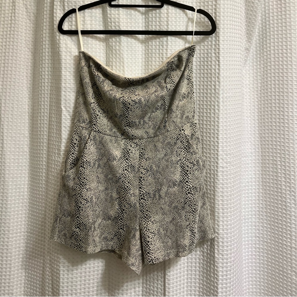 Sleeveless romper